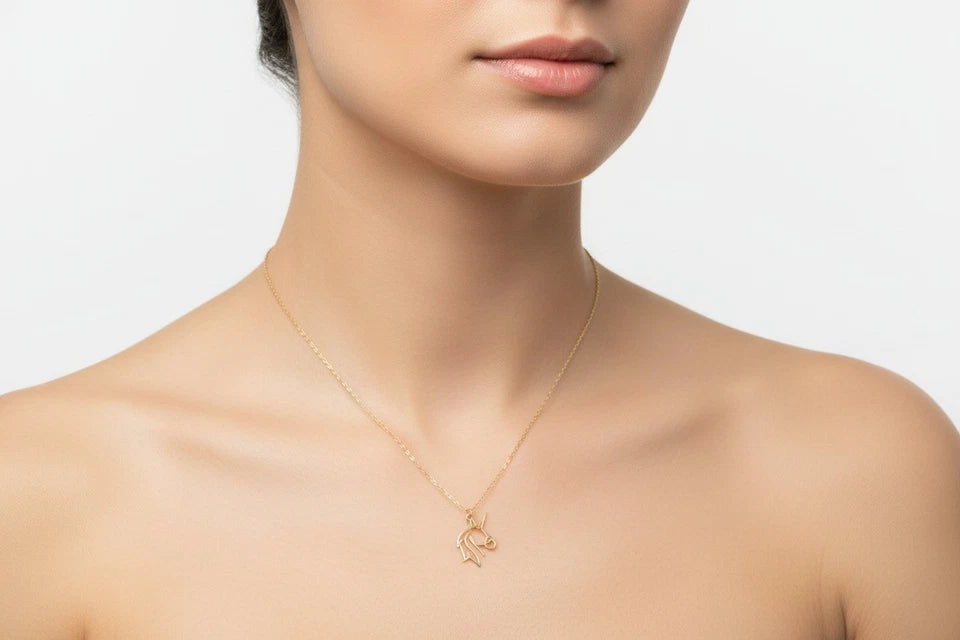 Unicorn Figürlü Zarif Kolye - 14K Altın Kaplama Minimalist Seri